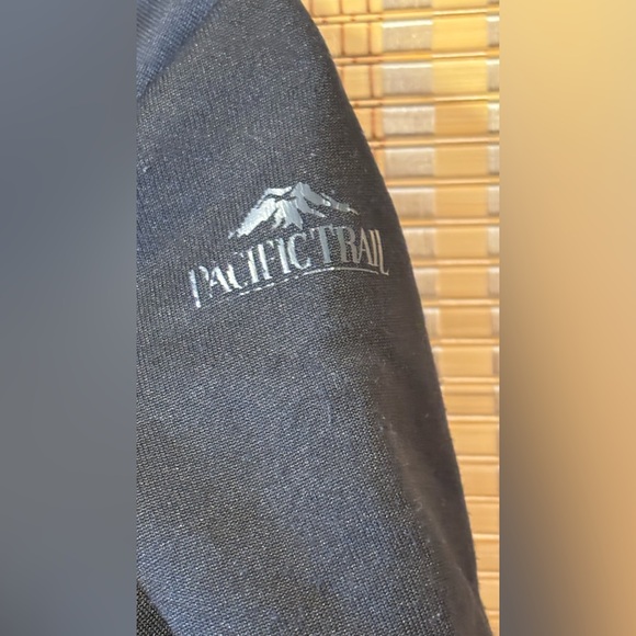 Pacific Trail black camouflage child insulated winter jacket with hoodie sz 3 T - Picture 4 of 6